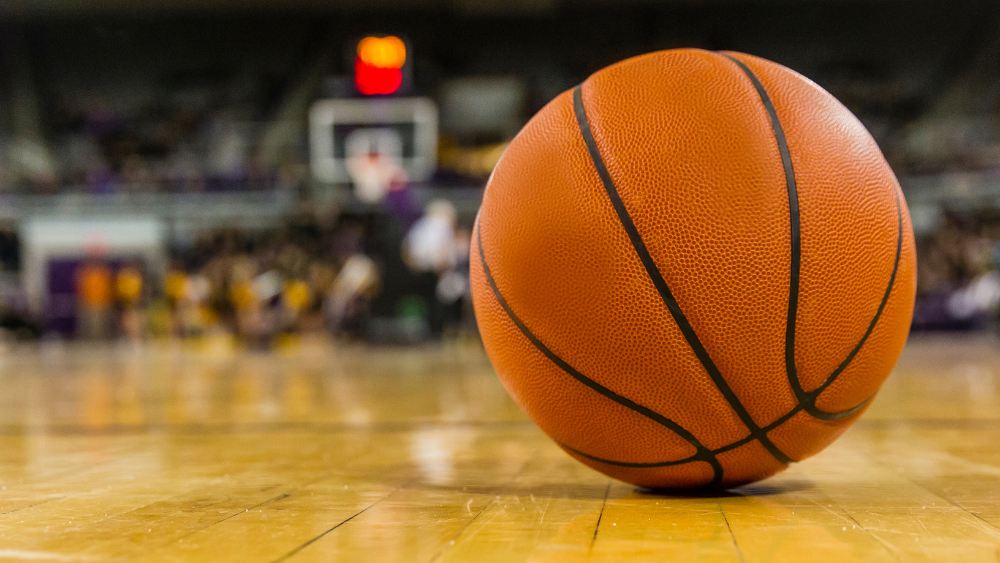 8 Elite Ideas for Hosting a March Madness Party