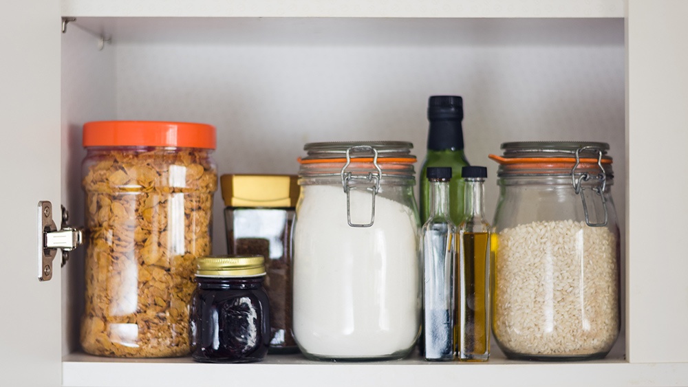 kitchen-wisdom-gourmet-kitchen-organization.jpg